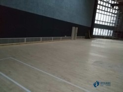 有哪些籃球場(chǎng)地木地板安裝公司