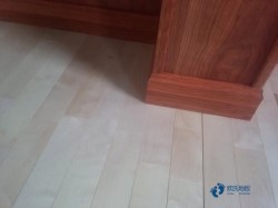 松木舞臺運動場地木地板哪個牌子較好