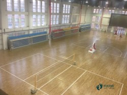 學(xué)校俄勒岡松舞臺運(yùn)動場地板施工步驟